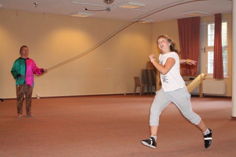 Village Camps International Summer Camp Leysin, Switzerland 2026-08-15 https://www.villagecamps.com/journals_admin/images/698-34-yellowevening (47).jpg